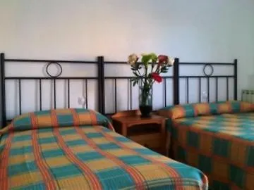 Hotel Oasis *